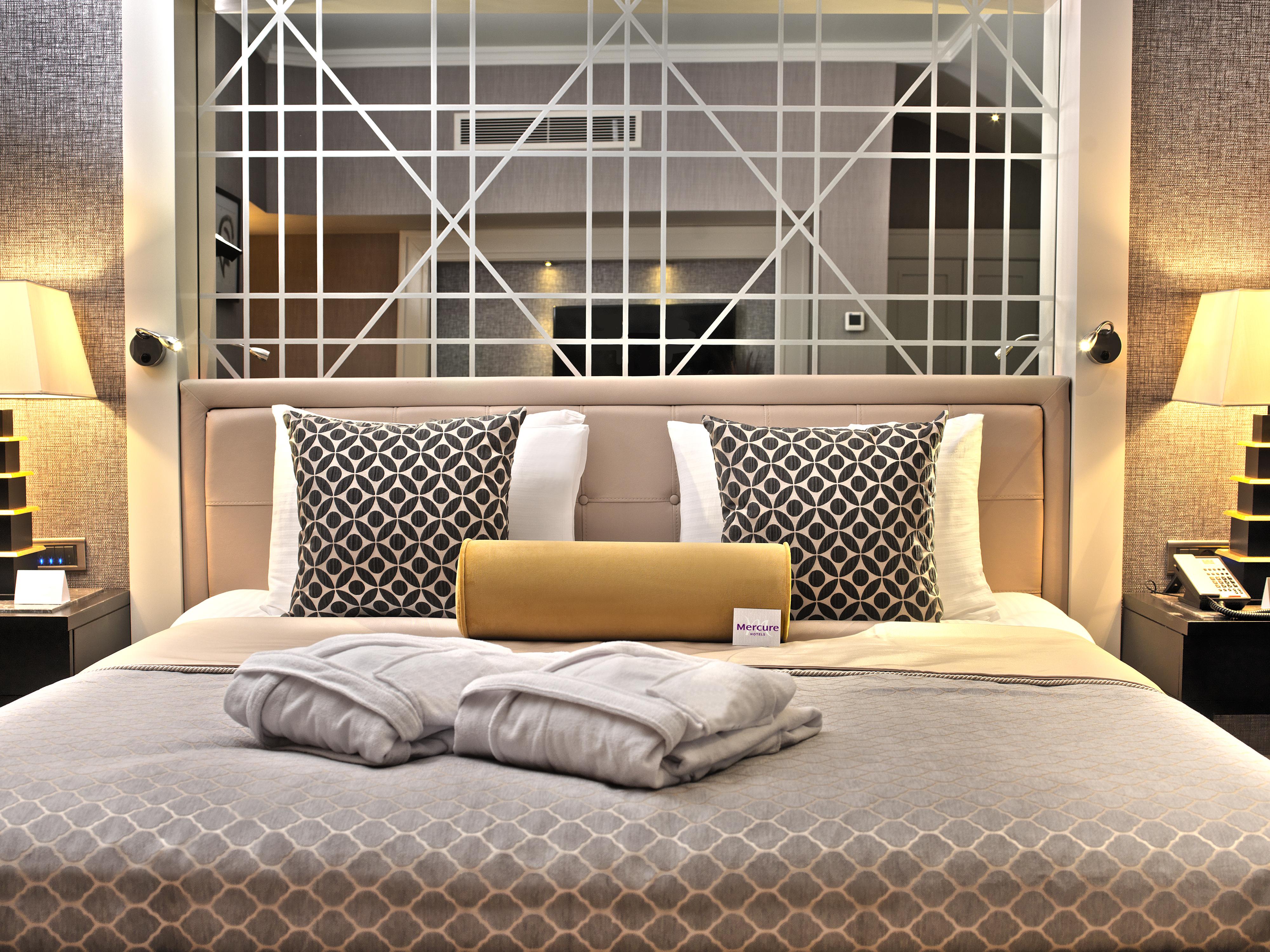 Mercure Istanbul Bomonti Exterior foto A bedroom at the hotel