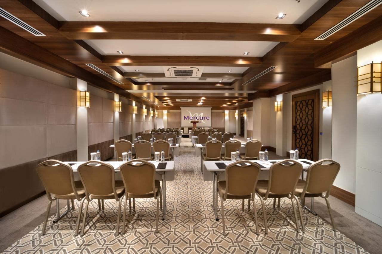 Mercure Istanbul Bomonti Exterior foto Meeting room at Mercure Hotel, Hyderabad