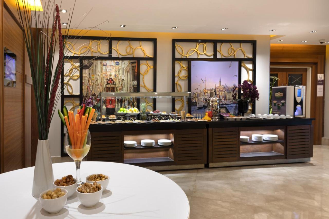 Mercure Istanbul Bomonti Exterior foto A buffet at a hotel