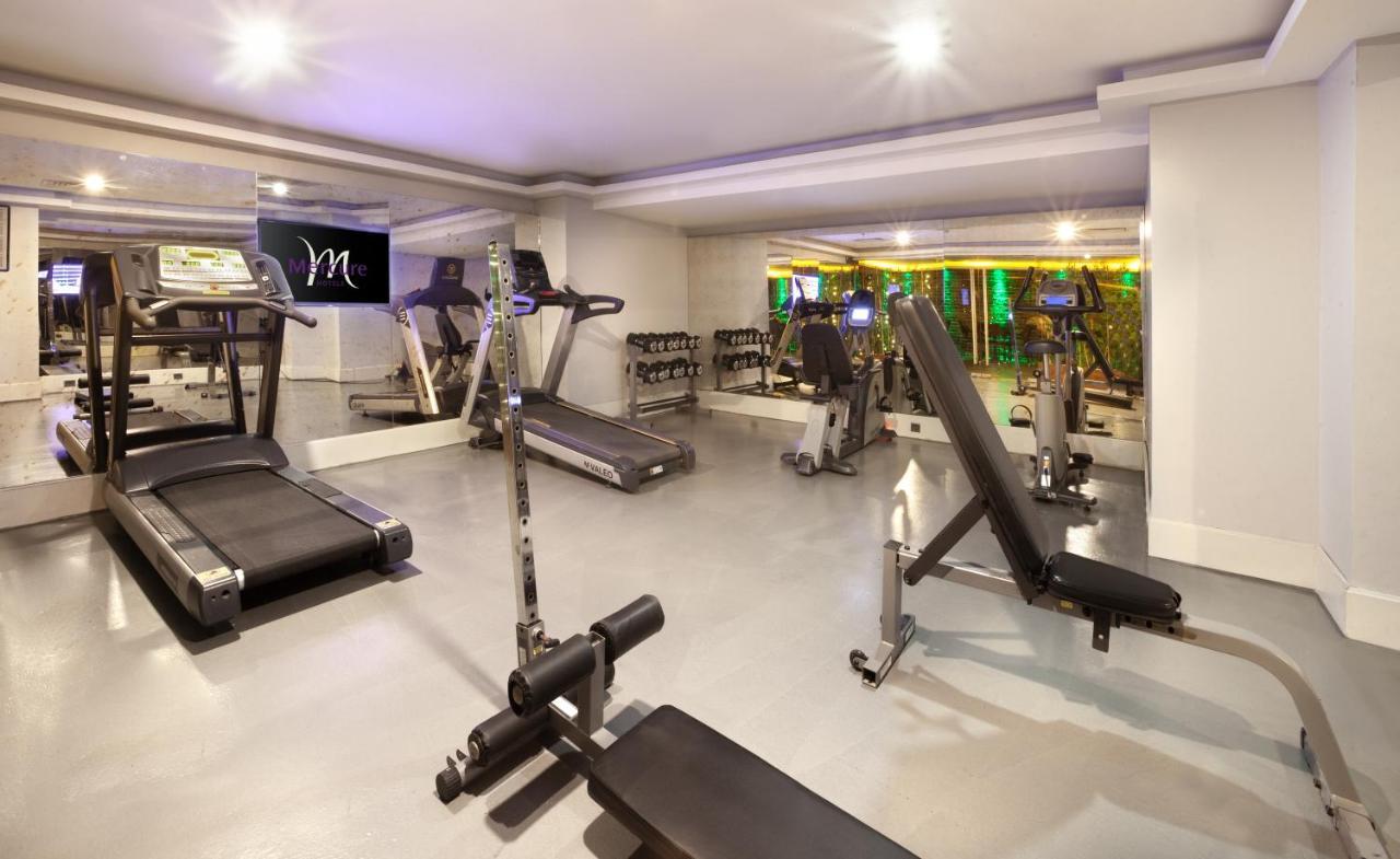 Mercure Istanbul Bomonti Exterior foto The gym at the Mandarin Oriental, London